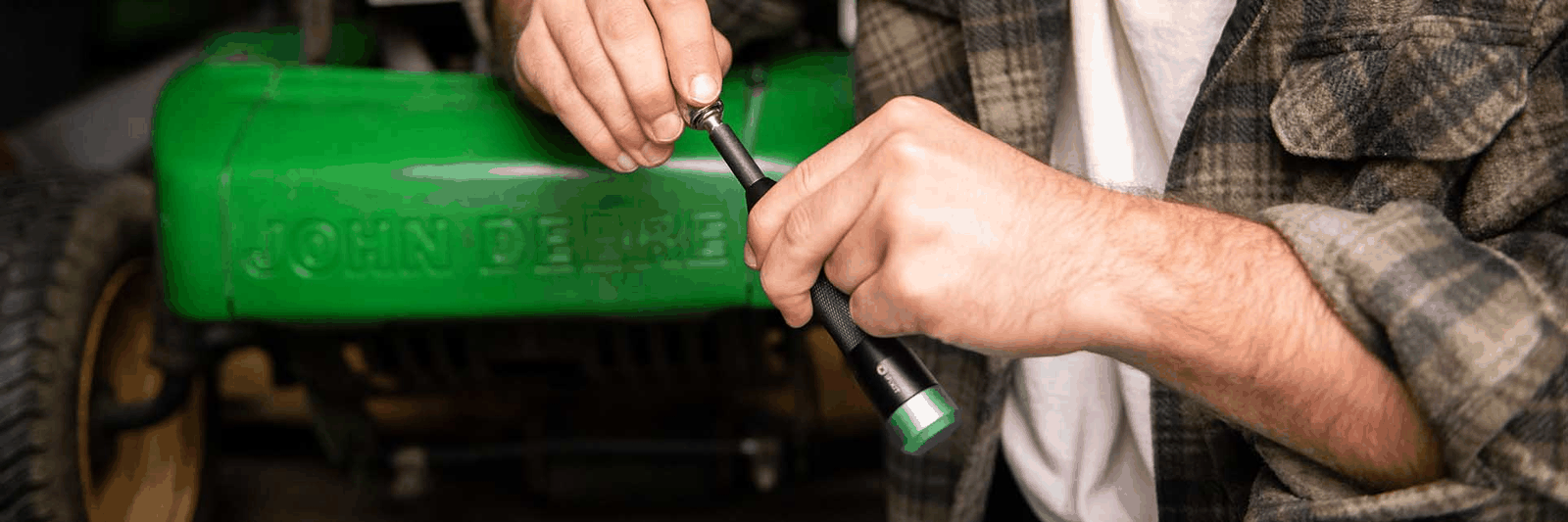 John Deere 拖拉机与扳手——维修权之争的核心战场