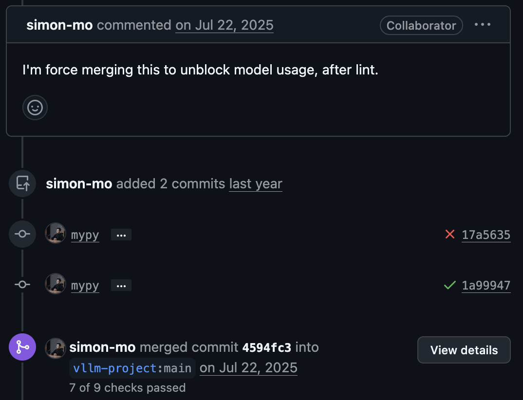 vLLM 首席维护者在 Gemini 已标记严重安全漏洞的情况下 force-merge 的 PR 评论截图